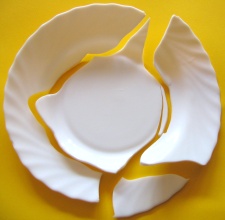 Broken plate