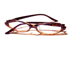 How can I reuse or recycle old glasses/spectacles?